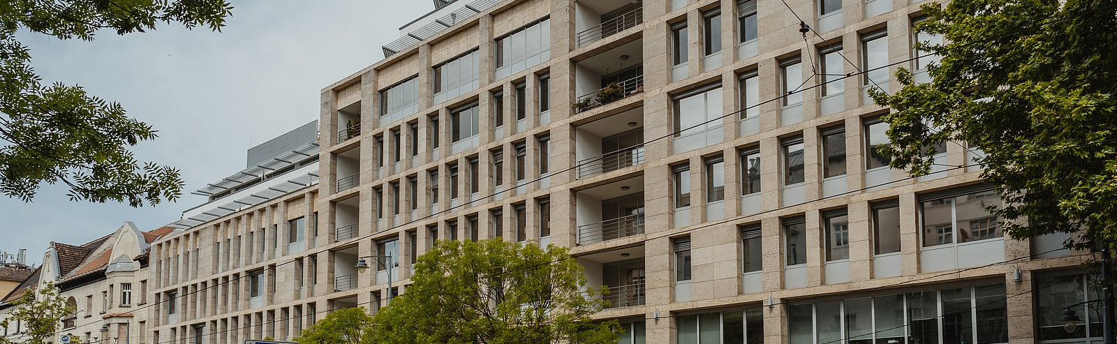 Advokátní kancelář act legal Hungary se stěhuje do Bartók Ház